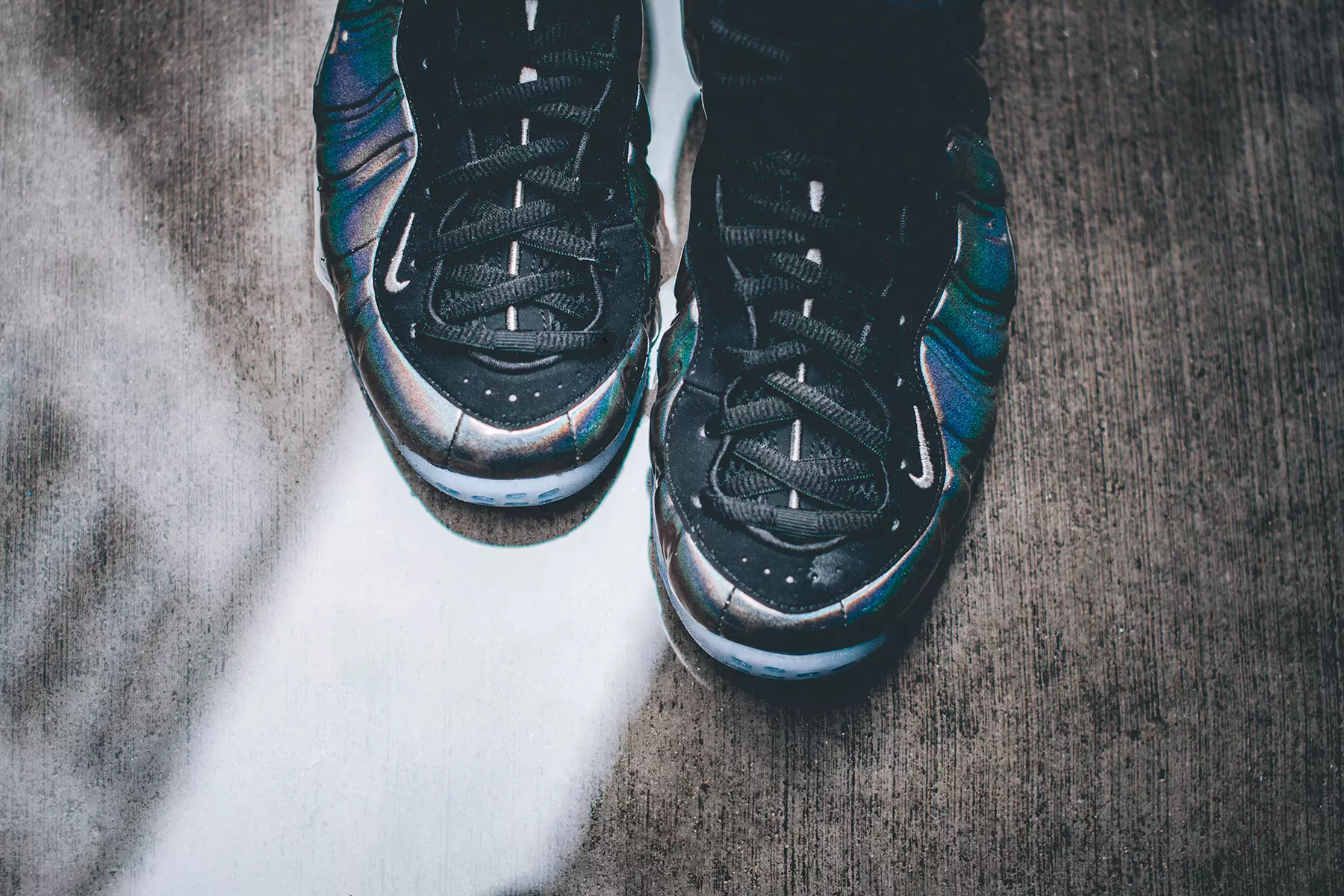 Nike Air Foamposite hologram