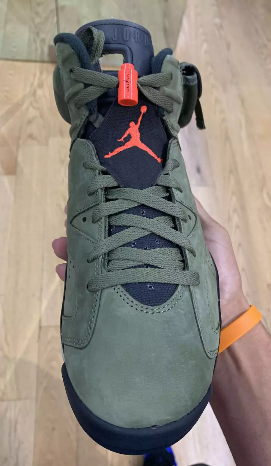 Travis Scott Air Jordan 6 Орташа зәйтүн қара желкені университетінің қызыл CN1084-200 Шығарылған күні