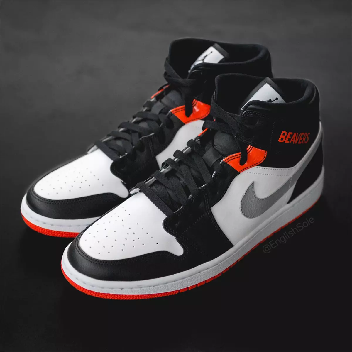 Air Jordan 1 Pertengahan Oregon State Beavers PE