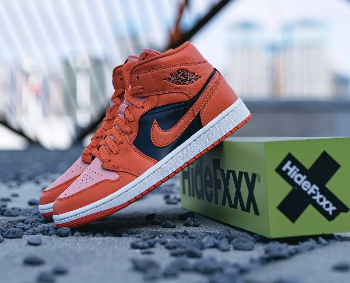 Air Jordan 1 Mid Orange Black DM3381-600 تاريخ الإصدار