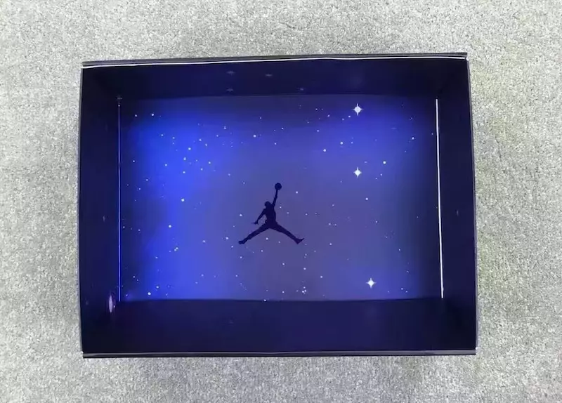 Empaquetado de las Air Jordan 11 de Space Jam