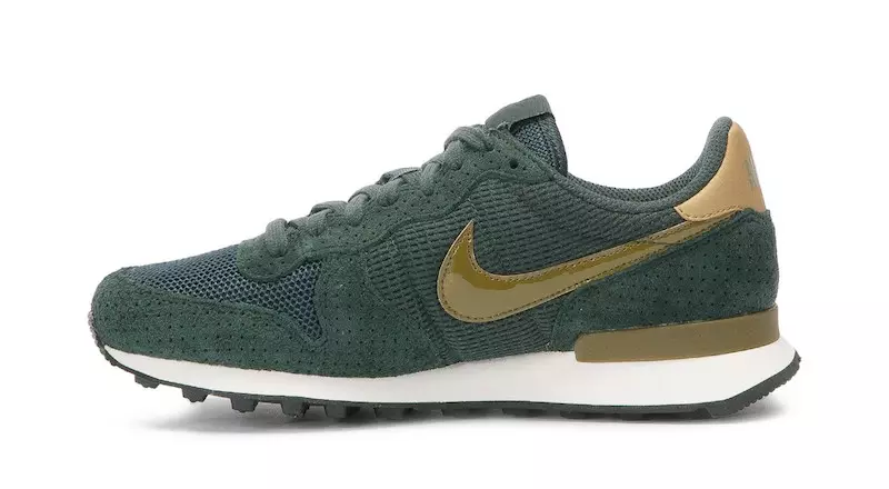 Nike Internationalist SE جلبک دریایی