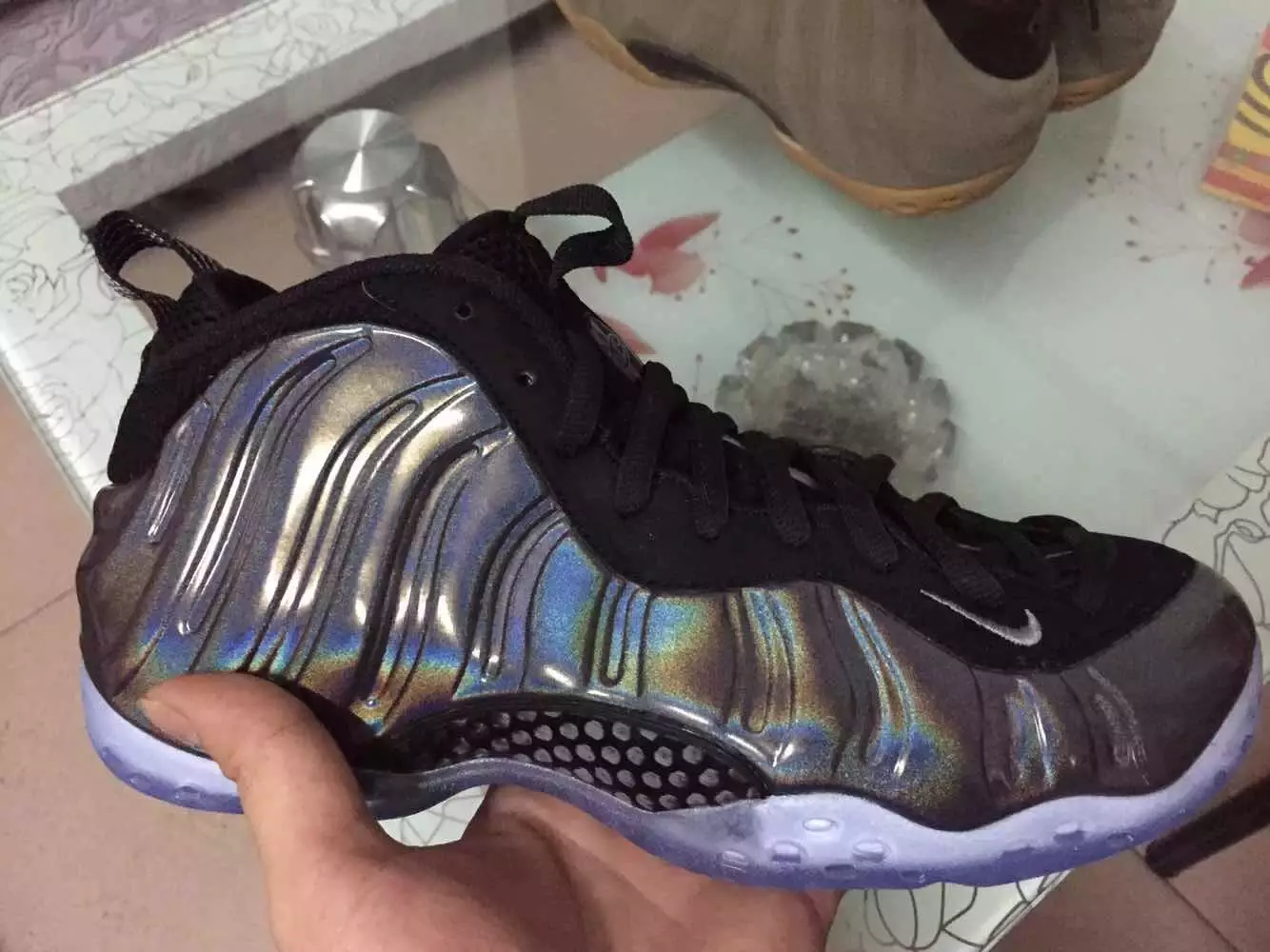 Hologram Nike Air Foamposite One 2015