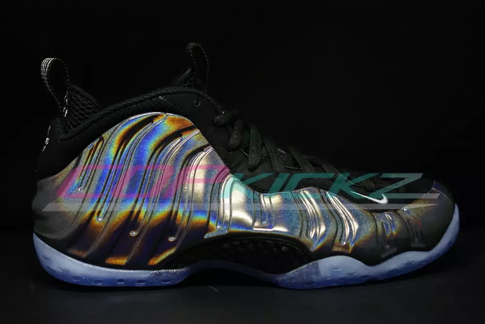 Hologram Nike Air Foamposite One Black Friday 2015