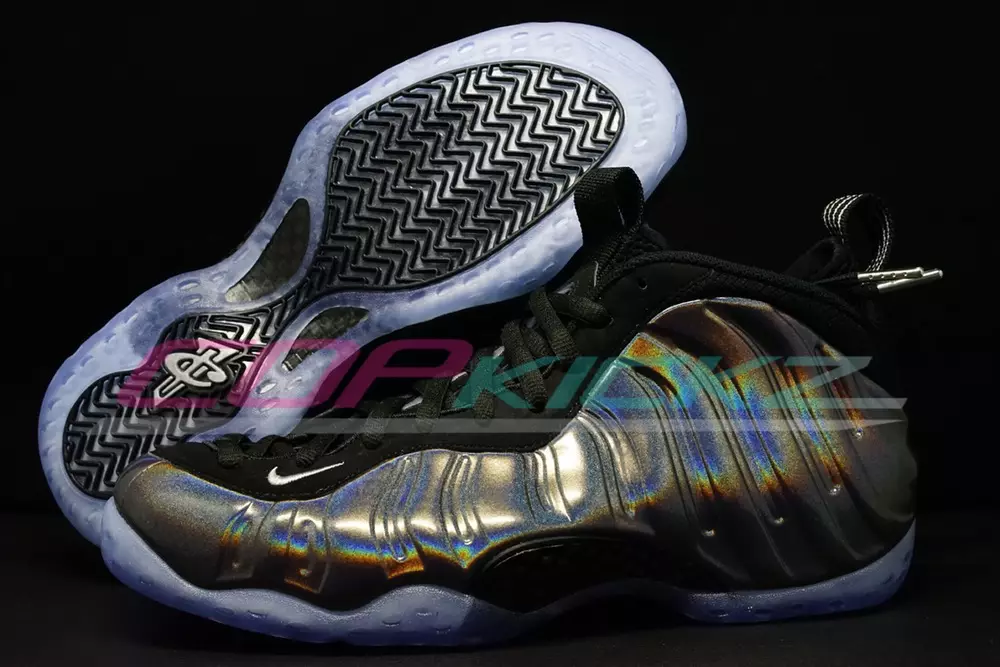 Hologramm Nike Air Foamposite One Schwarzer Freitag 2015