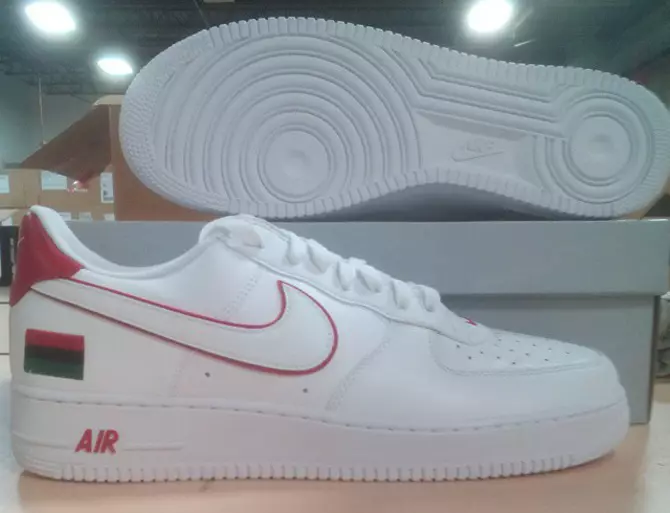 Nike Air Force 1 დაბალი რეტრო BHM 2015 წელი