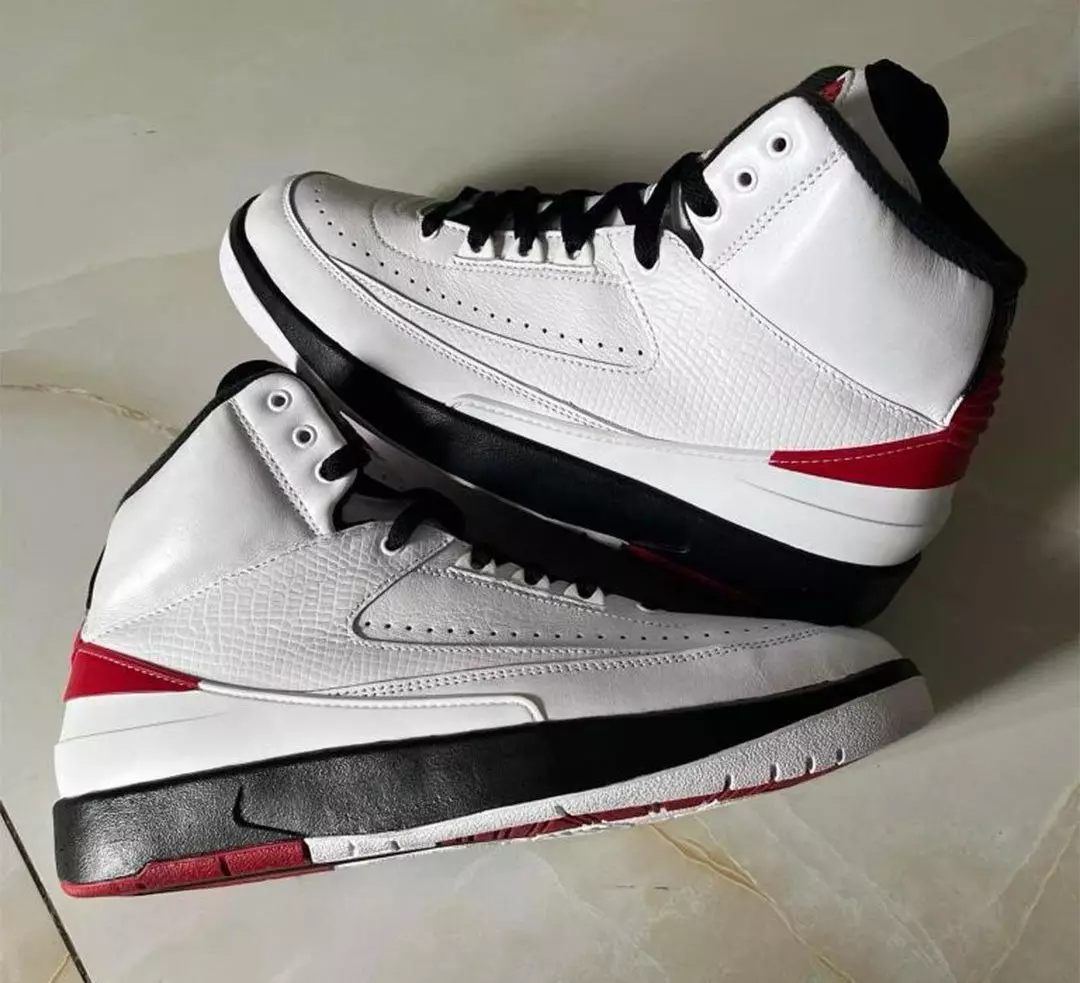 Air Jordan 2 Chicago 2022 DX2454-106 väljalaskekuupäev