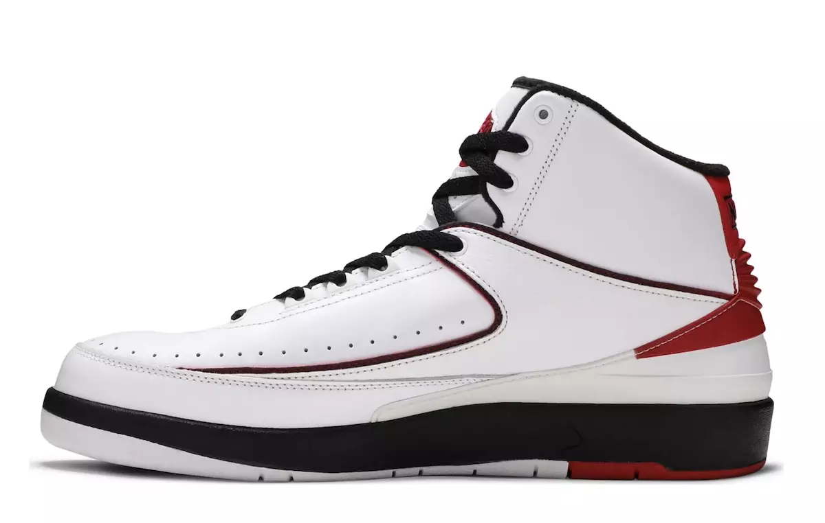 Air Jordan 2 Chicago 2022 väljalaskekuupäev