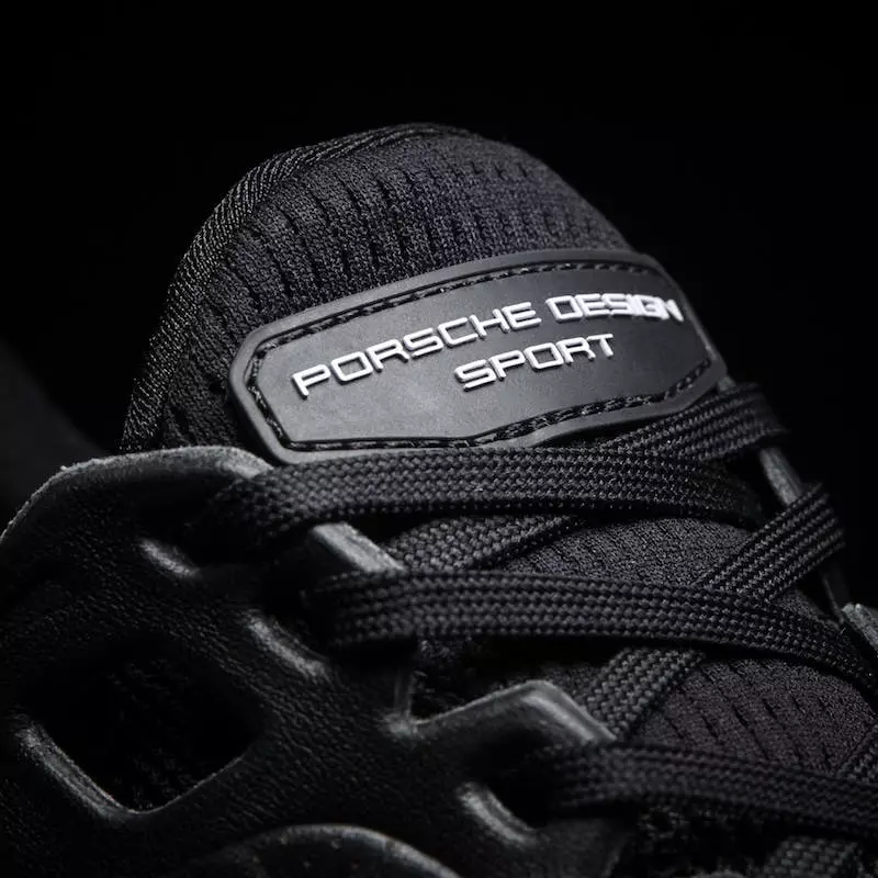 Porsche x adidas 울트라 부스트 트리플 블랙 BB5537