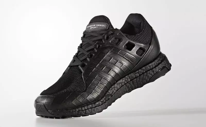 Porsche x adidas Ultra Boost Triple Schwarz BB5537