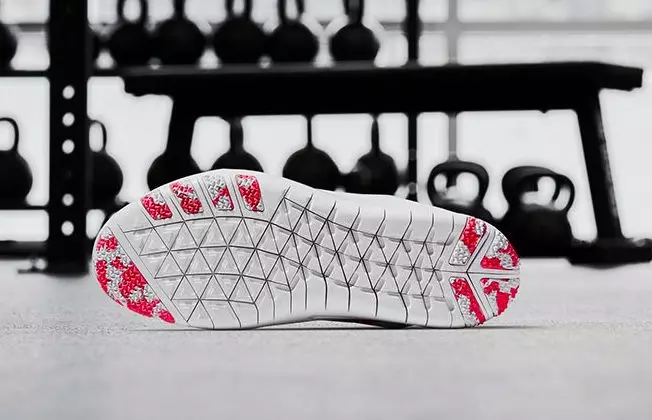 Алекс Морган Nike Free Connect Pink Blast