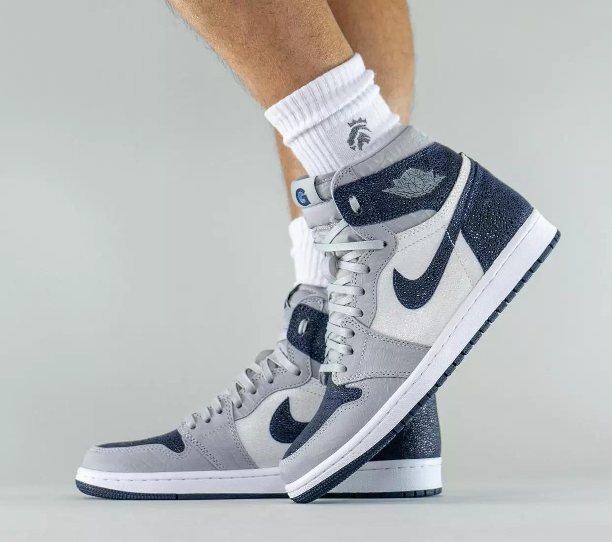 Aer Jordan 1 Georgetown Hoyas Corpoideachas ar na Cosa