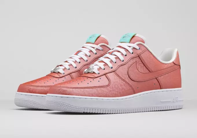 Хадгалсан дүрсүүд Nike Air Force 1 Эрх чөлөөний намхан хөшөө