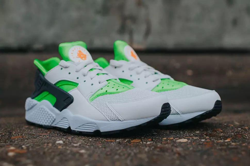 Nike Air Huarache “Action Green”