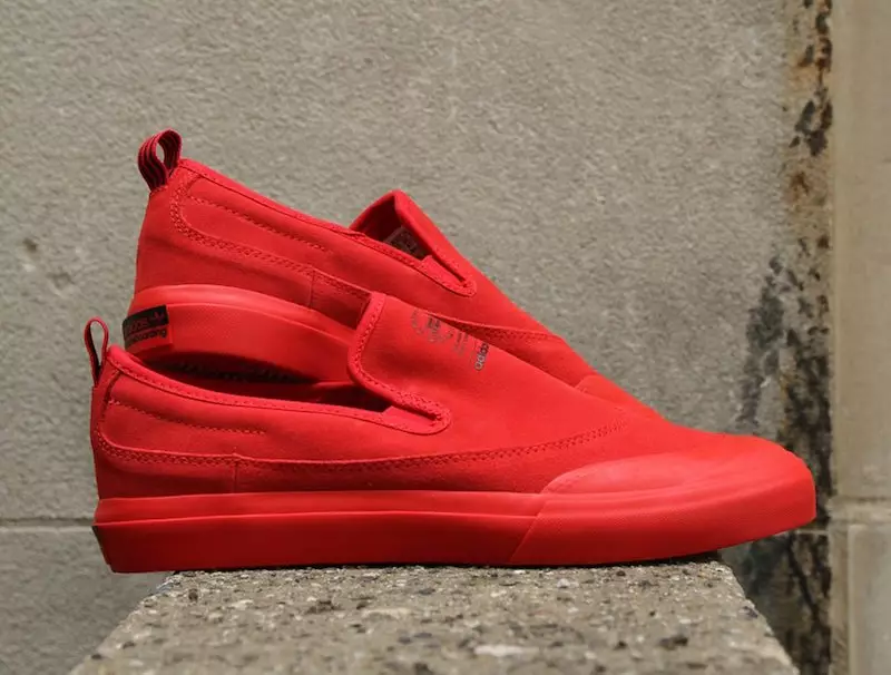 adidas Matchcourt Slip-On ADV Scarlett Kırmızı