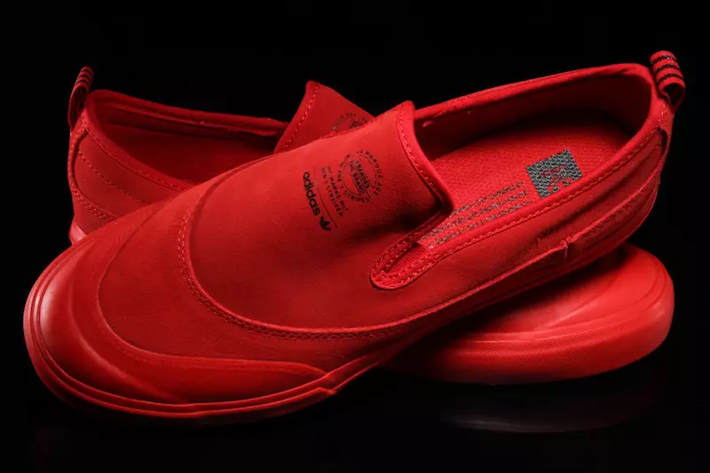 adidas Matchcourt Slip-On ADV rojo escarlata