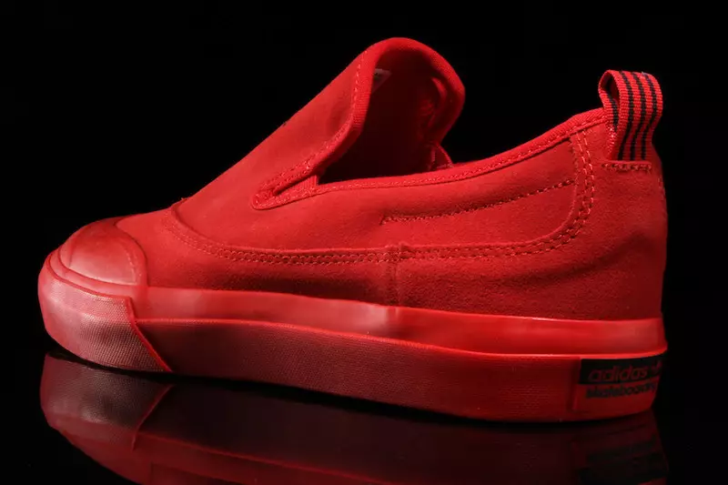 adidas Matchcourt Slip-On ADV rojo escarlata