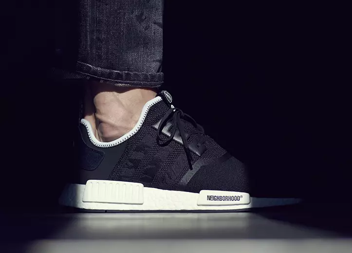 Oövervinnerligt grannskap adidas NMD R1 CQ1775