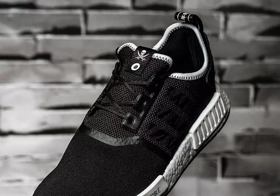 NEPOKRAČOVATELNÉ OKOLÍ adidas NMD R1 CQ1775 Black Friday