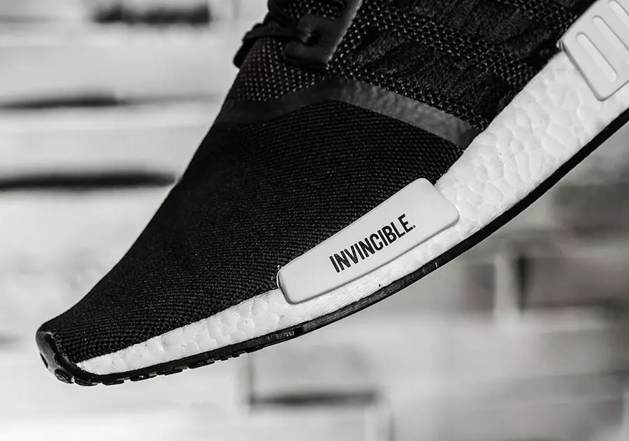 LEGYŐZHETETLEN SZOMSZÉDSÁG adidas NMD R1 CQ1775 Black Friday