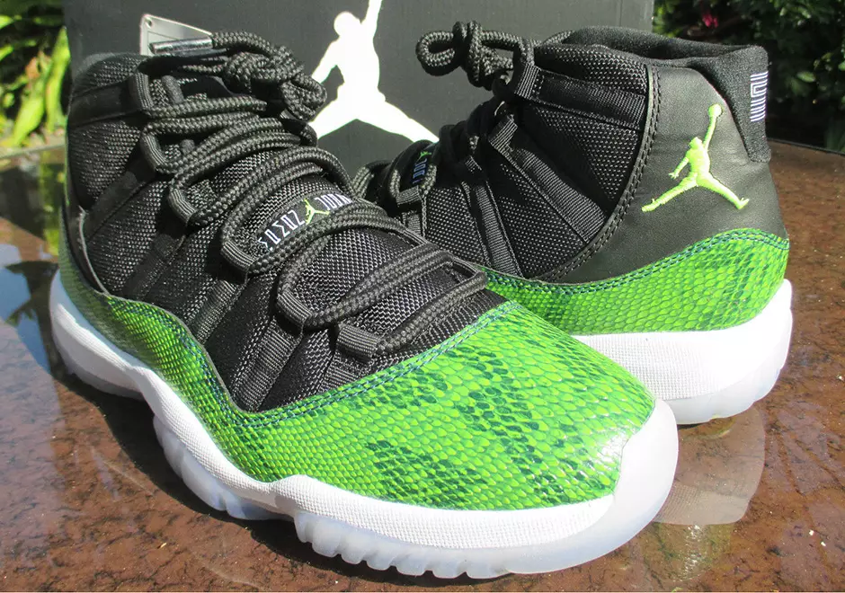 Campione di pelle di serpente Air Jordan 11