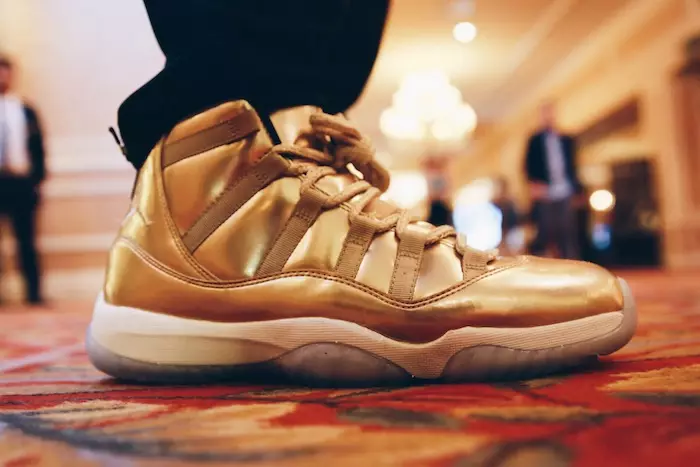 Air Jordan 11 Metallic Gold