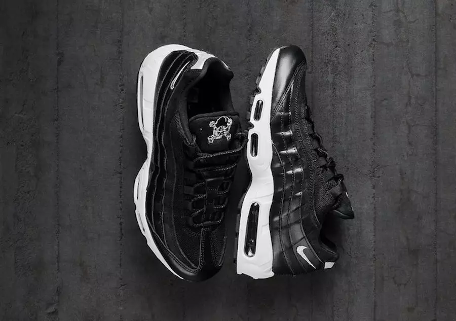 Pachet Nike Air Max Rebel Skulls