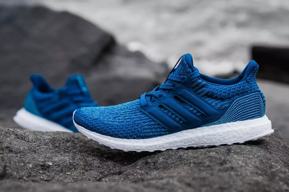 BB4762 Parley adidas Ultra Boost အပြာရောင် အဖြူရောင်