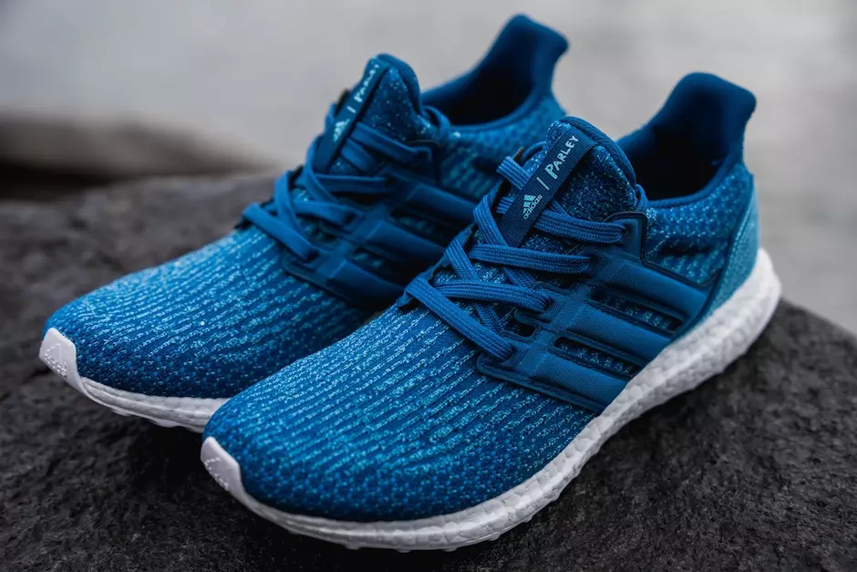 BB4762 Parley adidas Ultra Boost Tong