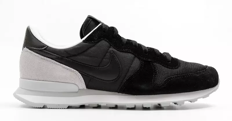 Nike Internationalist Noir