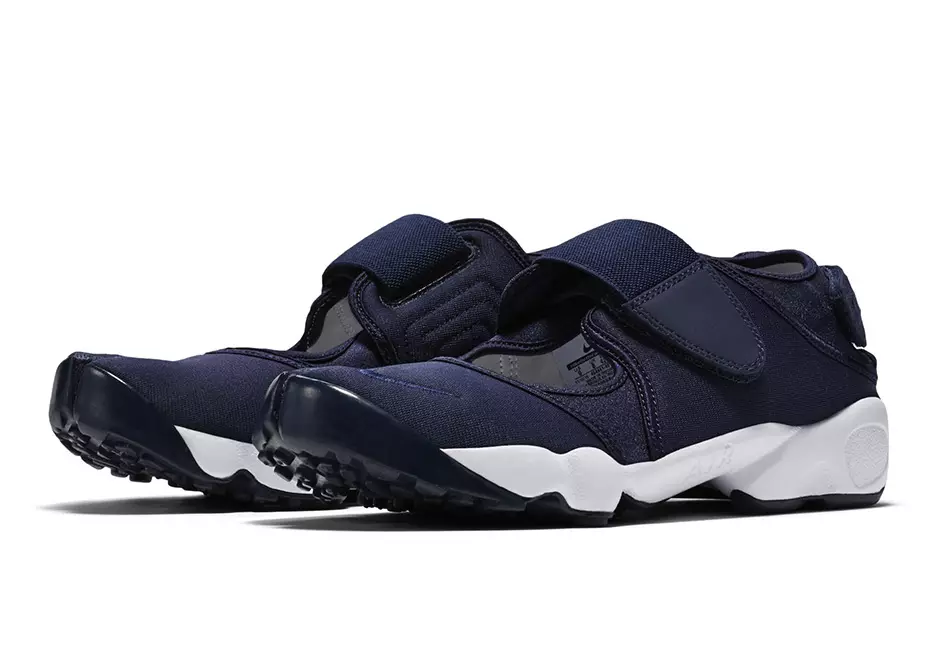 Nike Air Rift yozi 2016 yil