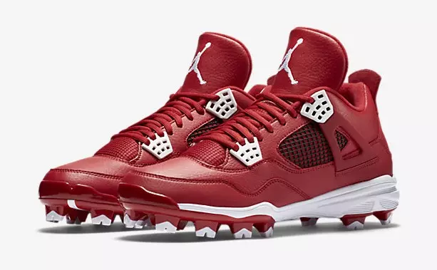 Jordan Brend iki Air Jordan 4 Cleats Colorways buraxdı