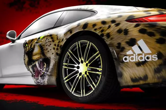 adidas Football tilbyr tilpassede Porsche 911 Carrera sportsbiler til de raskeste potensielle kunder