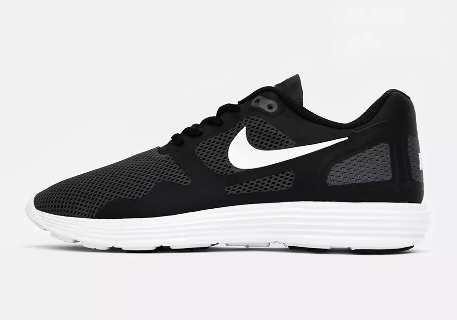 Sreabhadh gealaí Nike 2016