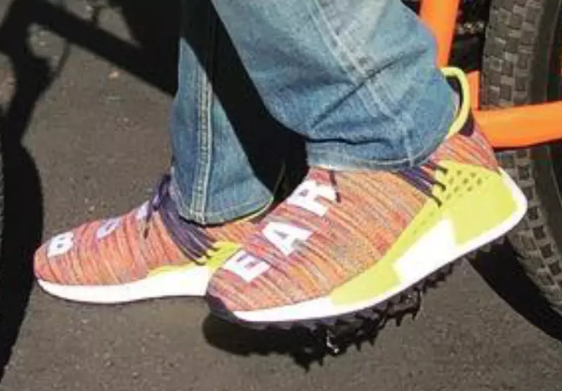 Pharrell x adidas NMD Hu Trail за листопад 2017 року