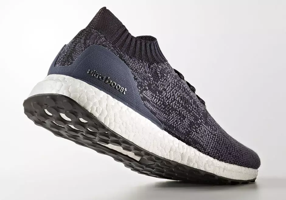 أديداس Ultra Boost Uncaged أزرق كحلي BY2566