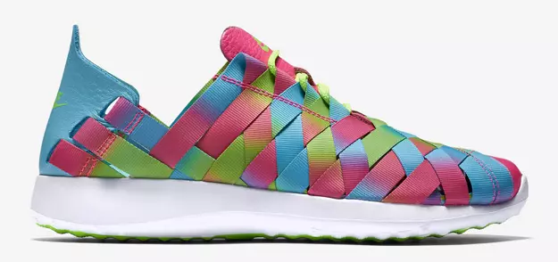 Nike Juvenate Woven Multicolor