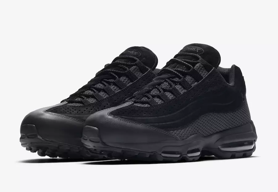 Nike Air Max 95 Ultra Premium BR Triple Negras AO2438-002