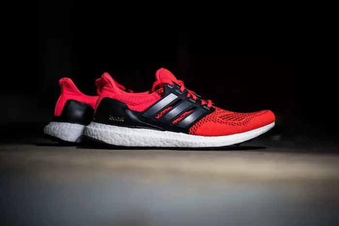 adidas-ultra-boost-solar-rot