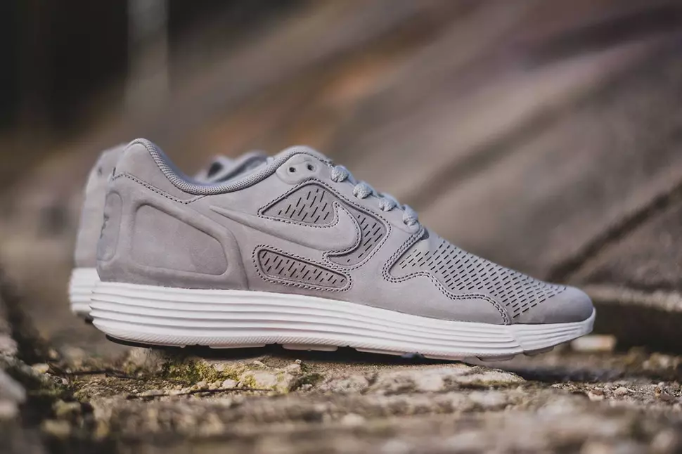 Nike Lunar Flow LSR Premium “Medium Grey” 63296_1