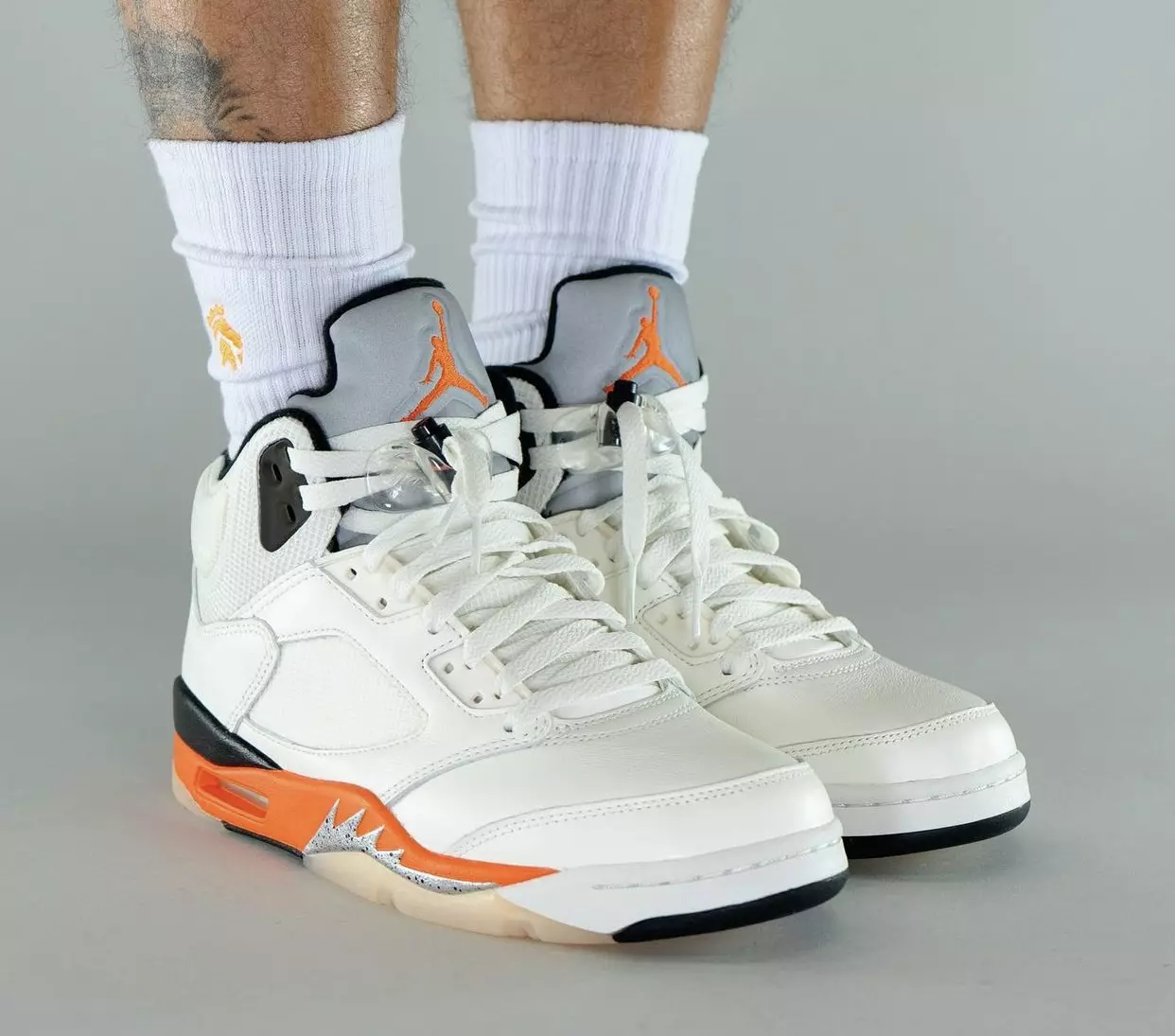 Air Jordan 5 Shattered Backboard Orange Blaze DC1060-100 – Erscheinungsdatum On-Feet