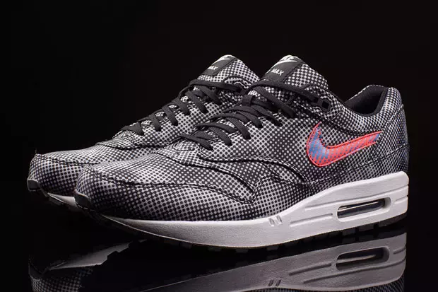 Nike Air Max 1 Hypervenom Flash-Pack