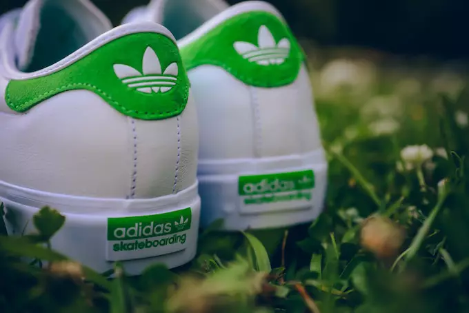 adidas Adi-Ease Premium Dışarıda Günü