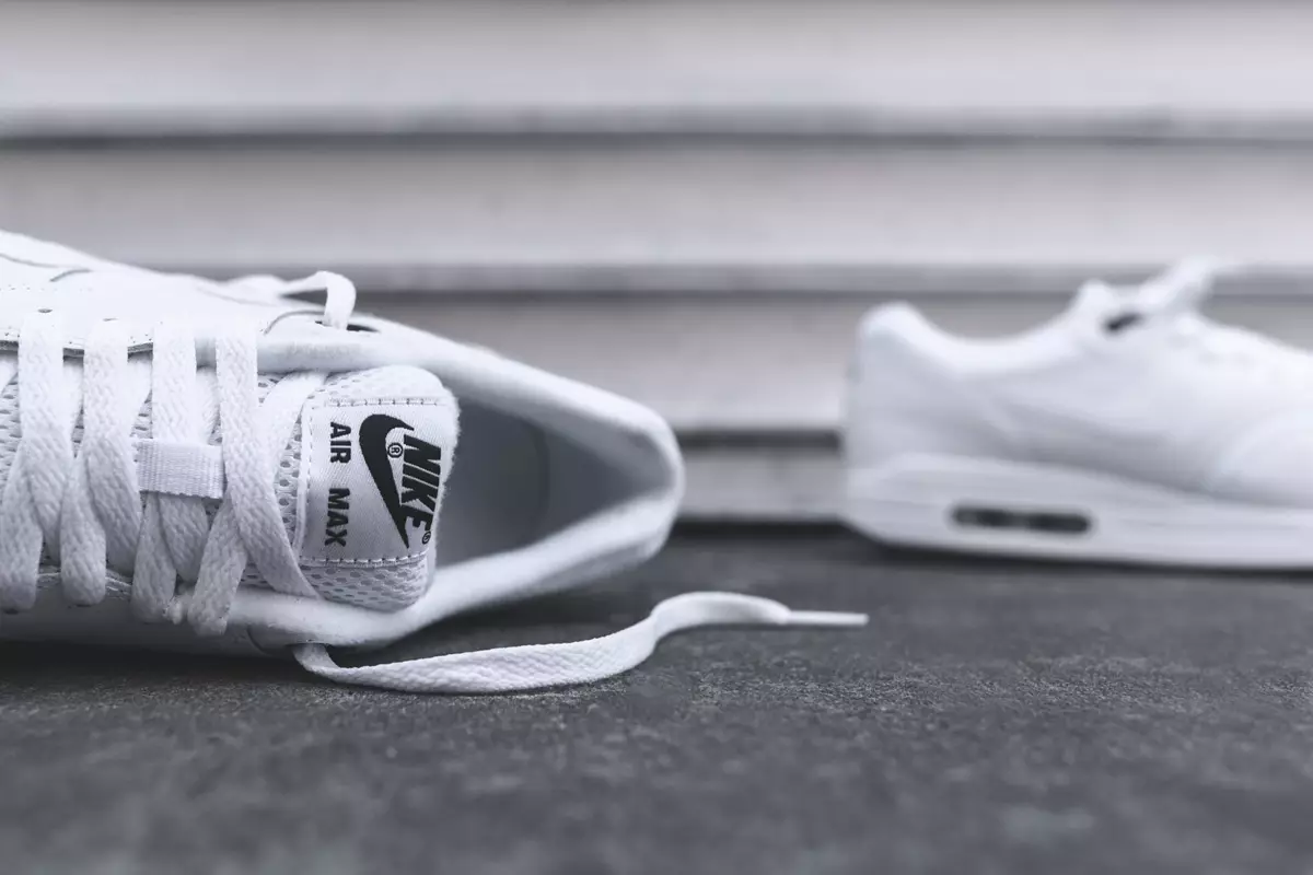 Nike Air Max 1 Essential White Black