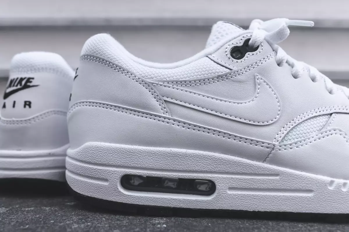 Nike Air Max 1 Essential White Qara