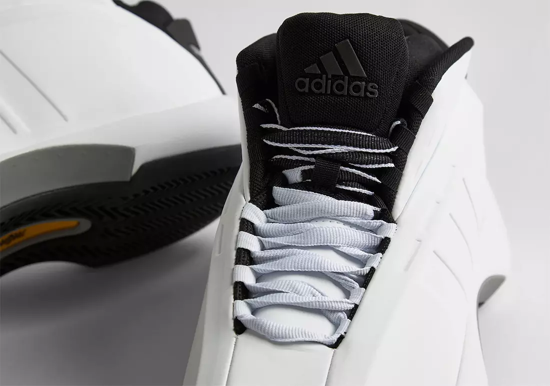 Дата на издаване на adidas Crazy 1 Stormtrooper GY3810