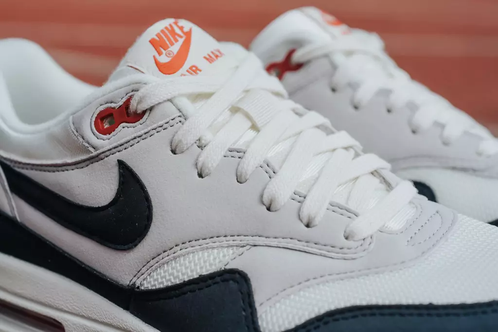 Nike Air Max 1 OG Obsidian Gelap