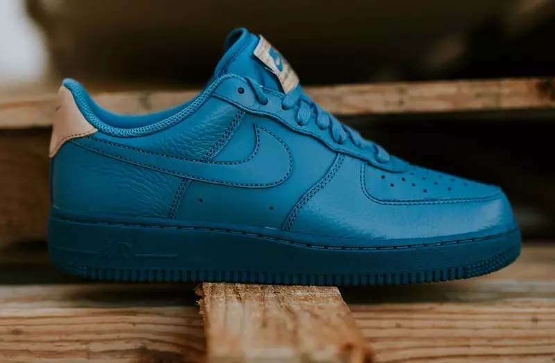 Nike Air Force 1 07 LV8 “Smokey Blue”