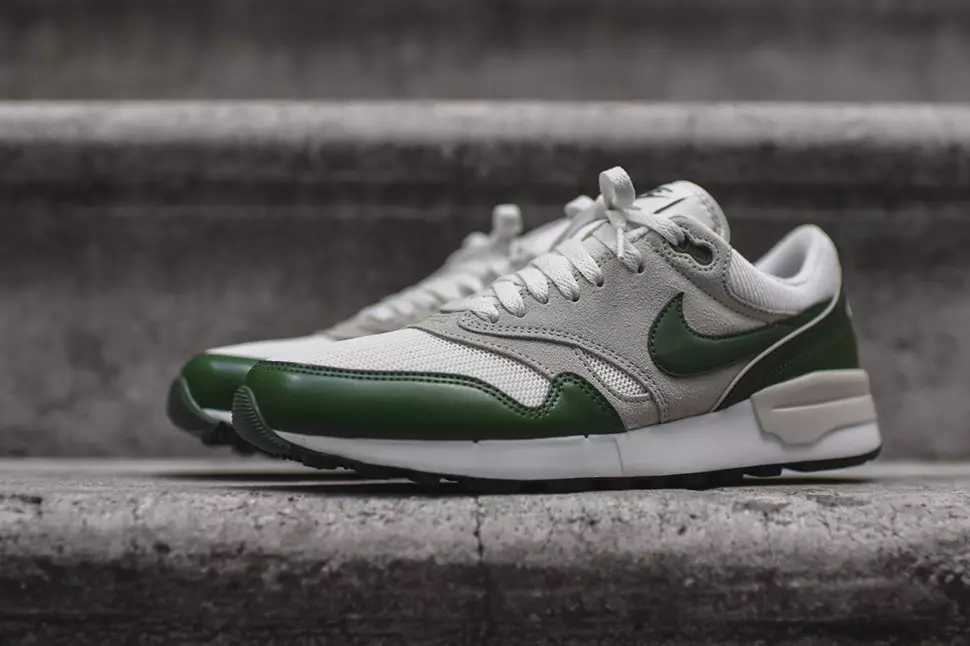 Nike Air Odyssey verde bosque