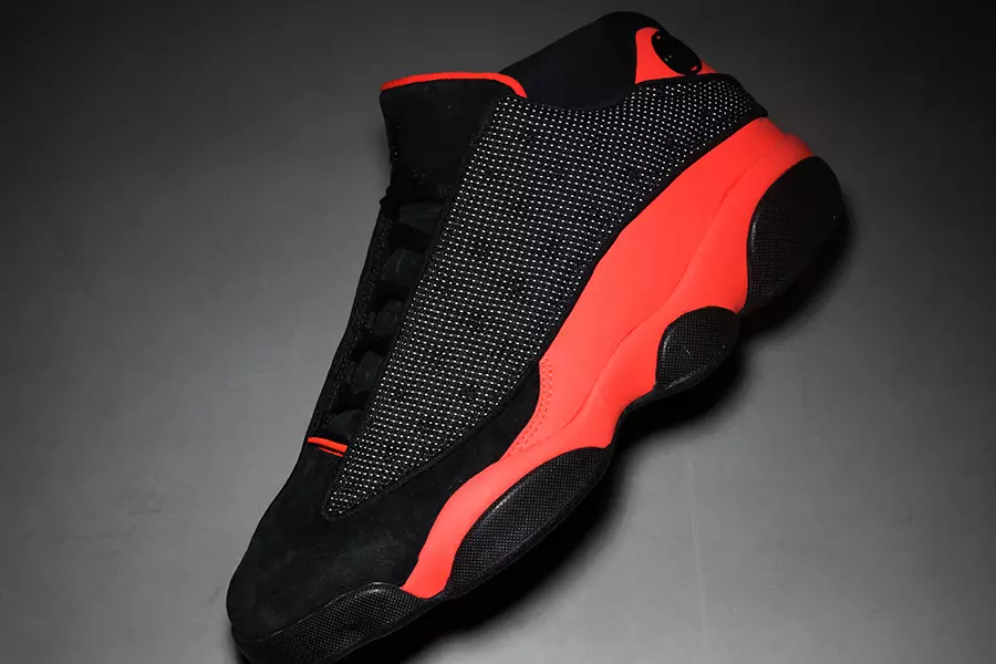 Clot x Air Jordan 13 Low Black Infrared AT3102-006 ဖြန့်ချိသည့်ရက်စွဲ